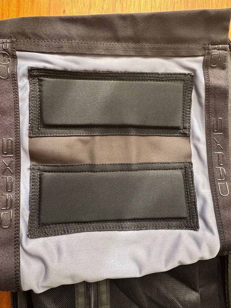 シックスパッド　パワースーツライト　Mサイズ