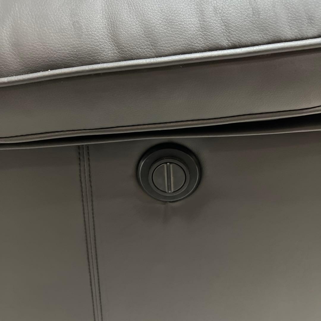 黒のリクライニングソファ　電動