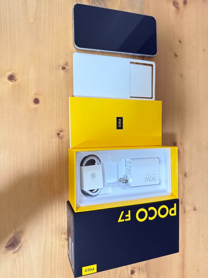 POCO F7 256GBスマートフォン 本体 ホワイト