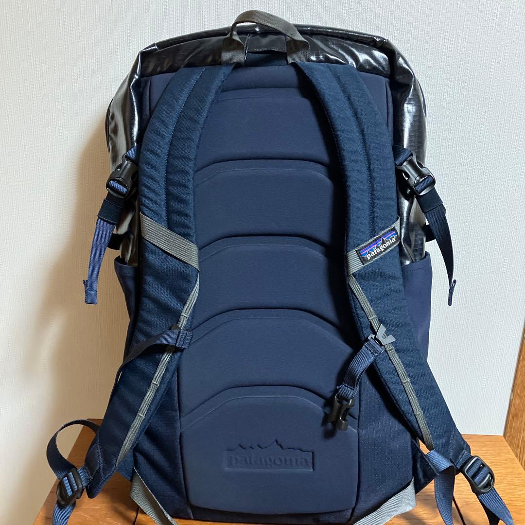 patagonia ブラックホールパック　30L