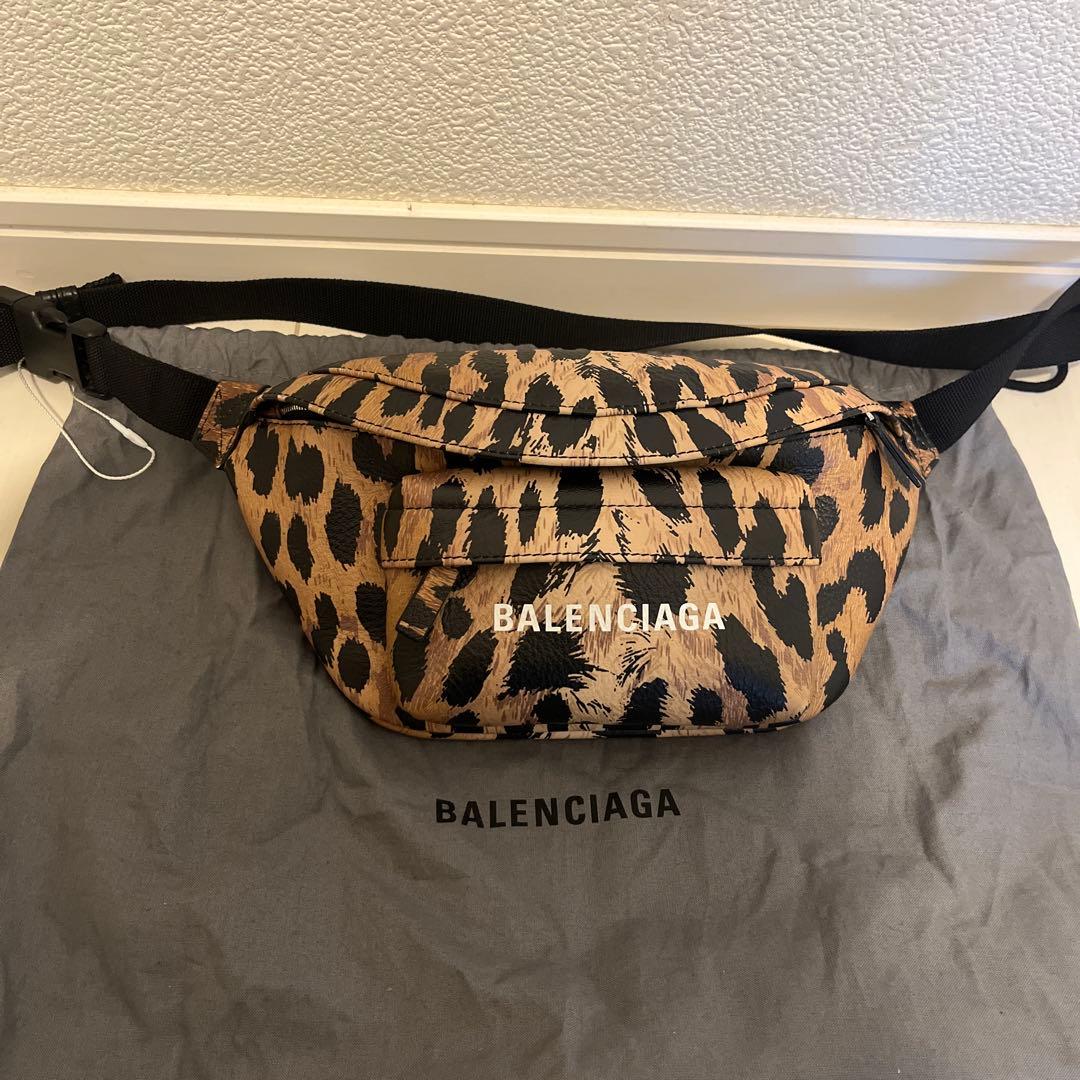 希少　レア　BALENCIAGA レオパード　 ボディバッグ　ウエスト　ポーチ