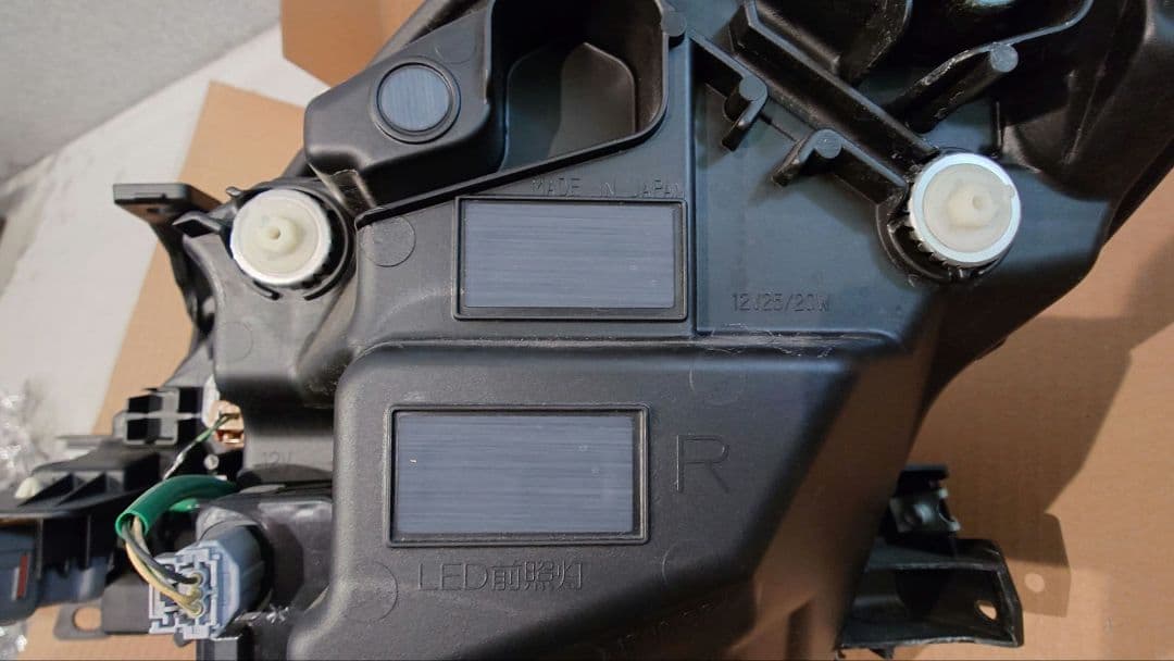 【good】GR86 純正ヘッドライト 右側(運転席側)