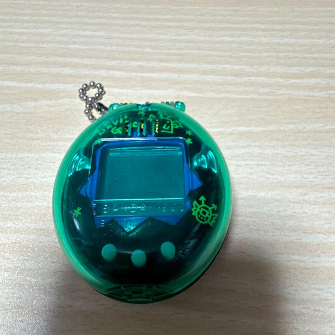 デビルっちのたまごっち　ブラック　ケース付き