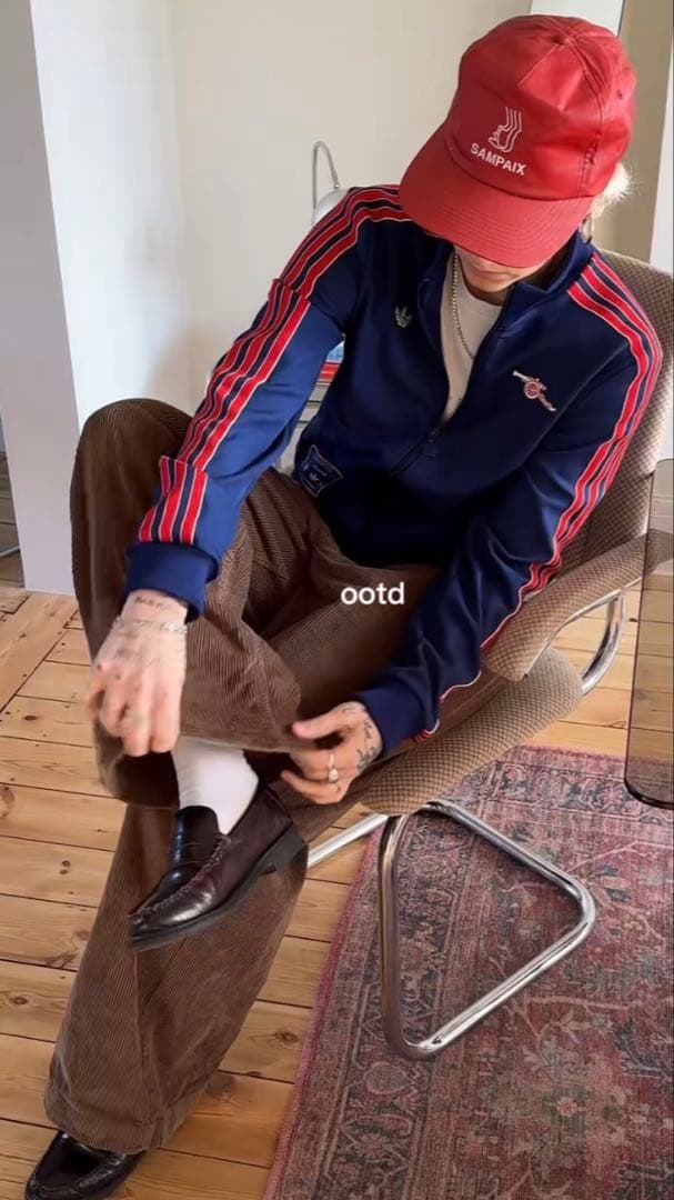 アーセナル　トラックジャケット　M プレミアリーグ　サッカー　【最安値】