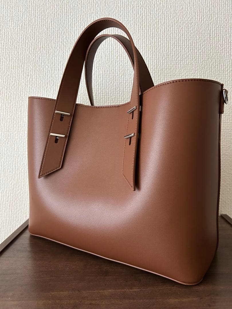 CHARLES & KEITH ブラウン ハンドバッグ トートバッグ