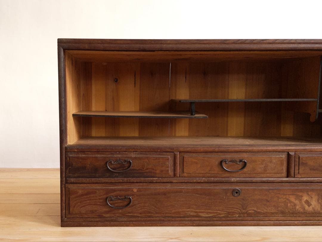 ローボード　3段収納棚　棚にはハーモニカ　希少　古道具　古家具　アンティーク