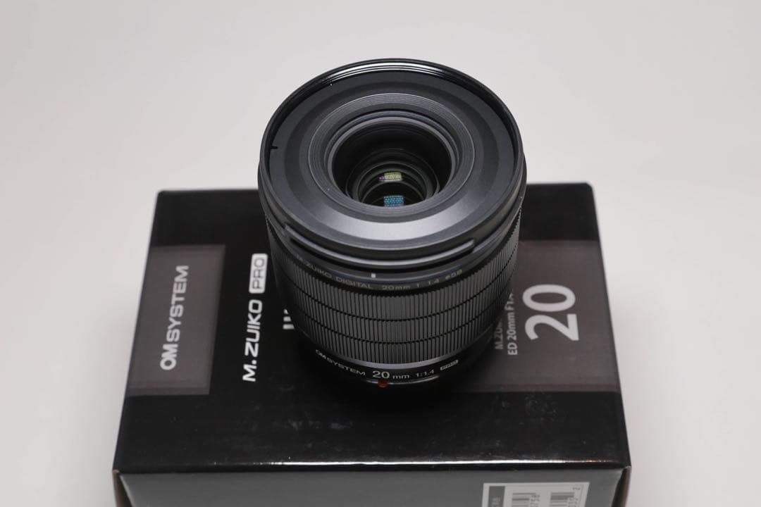 【美品・箱付き】OM SYSTEM M.ZUIKO 20mm F1.4 PRO