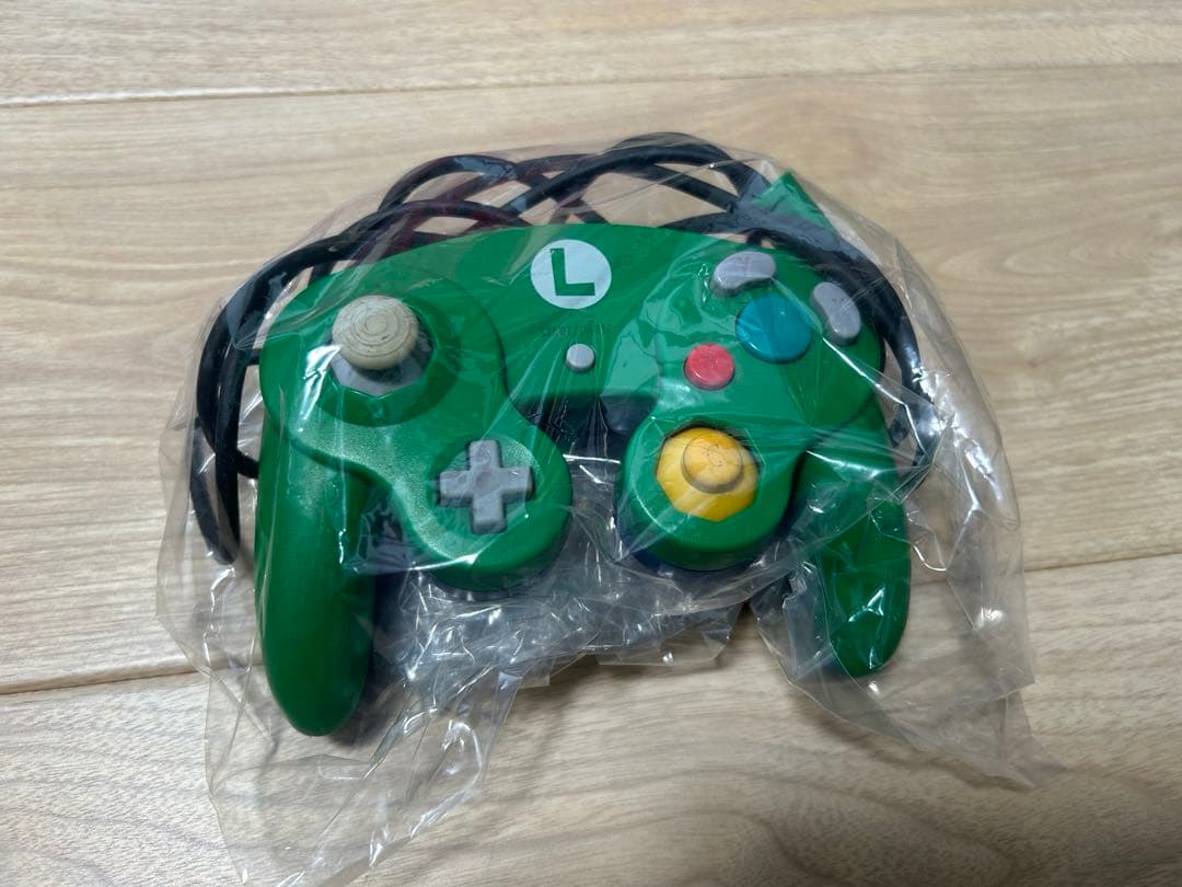 ニンテンドー　GAMECUBE ゲームキューブ 本体　ソフト　コントローラー付き