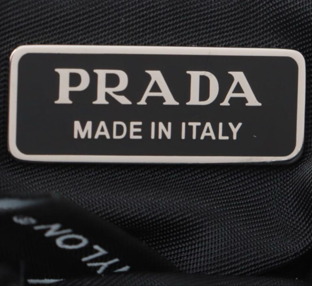 【未使用品】プラダ　ReNylon スマホホルダー　ショルダー　ミニポーチ付