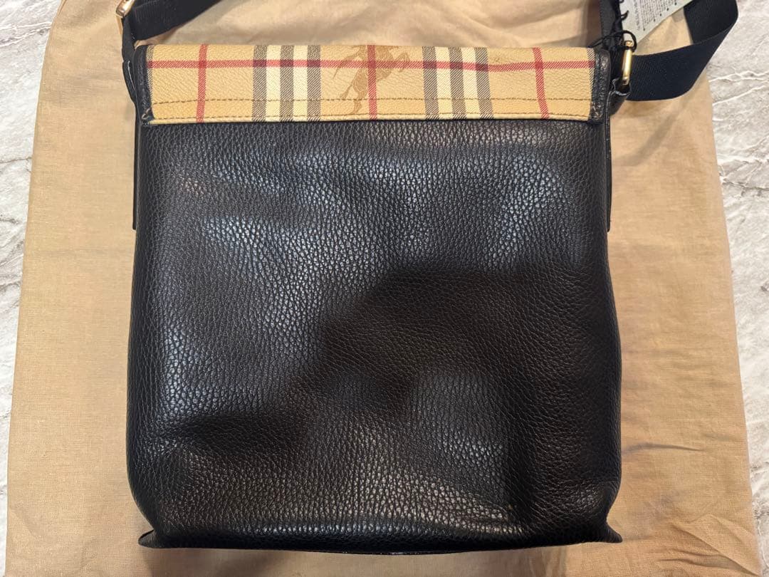 Burberry London ブラック ショルダーバッグ