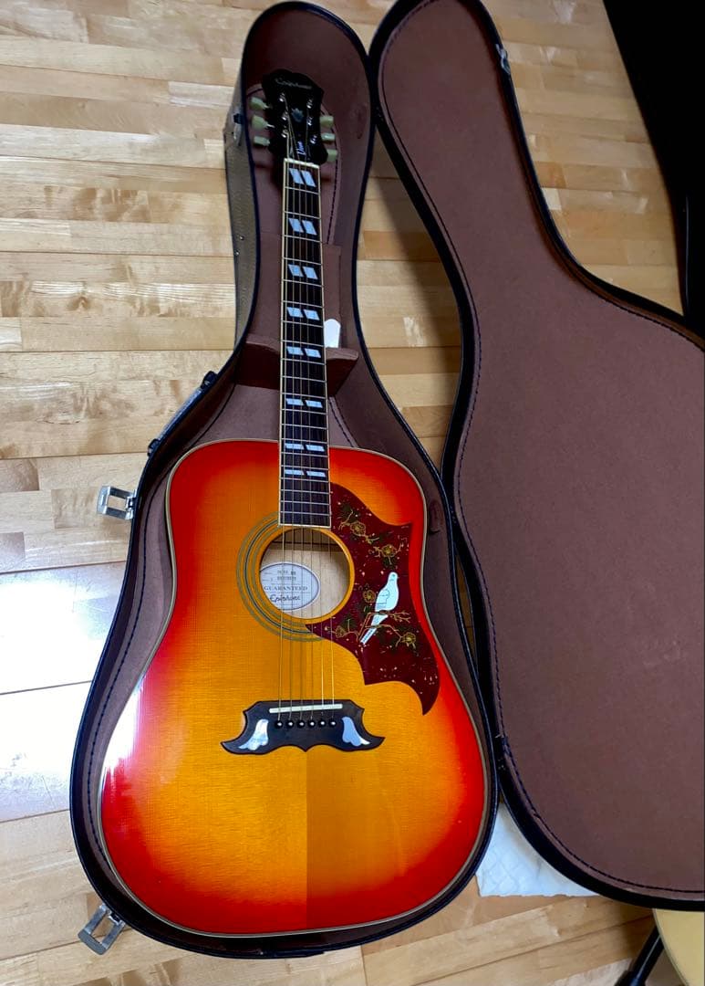 ほんり❣️美品Epiphone DOVE アコギター　ハードケース付