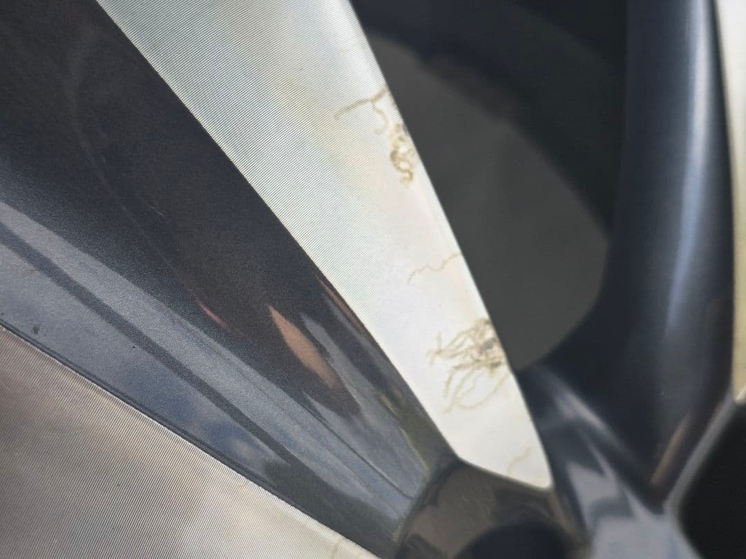 日産リーフ純正ホイール 17インチ6.5j 45 4本 1本傷あり